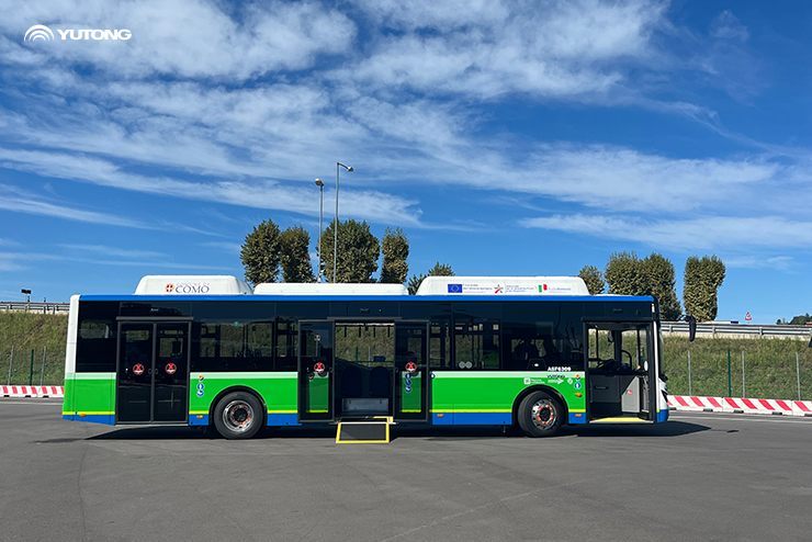 Serviços de Transporte Público fornecidos por 23 Autocarros totalmente Elétricos da Yutong (Cidade de Como)