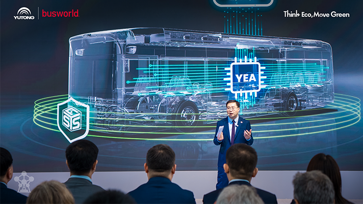 Yutong lança tecnologia EV Long-Life na Busworld Europe 2025 e conquista sete grandes prêmios
