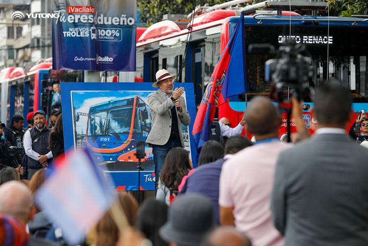 Troleicarros de Dupla Propulsão da Yutong Fazem Estreia Histórica em Quito