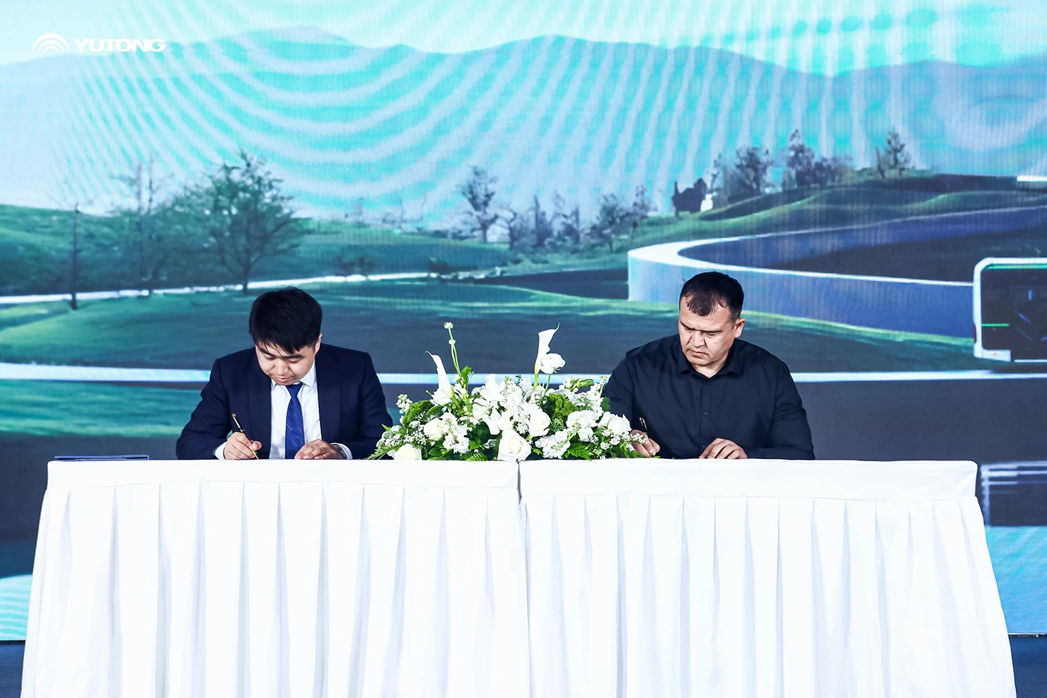 Ecossistema Partilhado, Futuro Partilhado | Yutong Ilumina o Futuro da Mobilidade Ecológica na Ásia Central com Um Compromisso a Longo Prazo