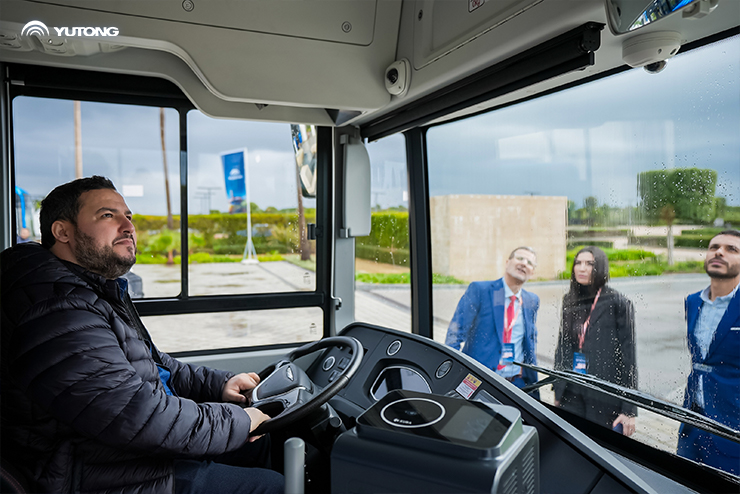 723 autocarros Yutong asseguraram com elevados padrões os serviços de apoio à competição internacional de futebol africano!